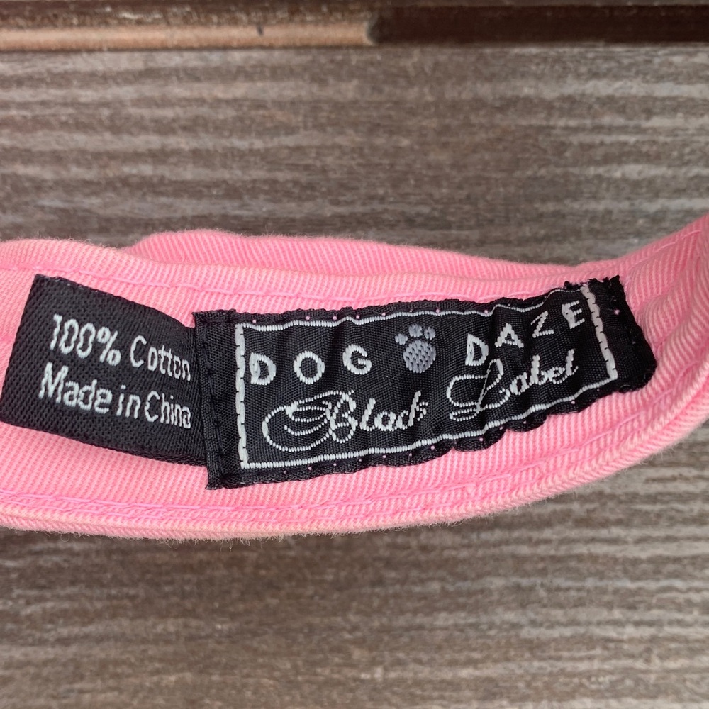 Adult women’s visor, NWOT - Picture 4 of 5